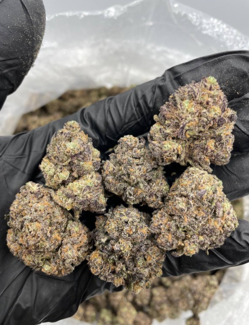 handfull of weed